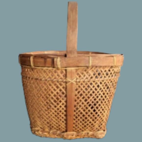 Vintage 1970s Handwoven Japanese Bamboo Ikebana Kago Basket - Picture 2 of 6